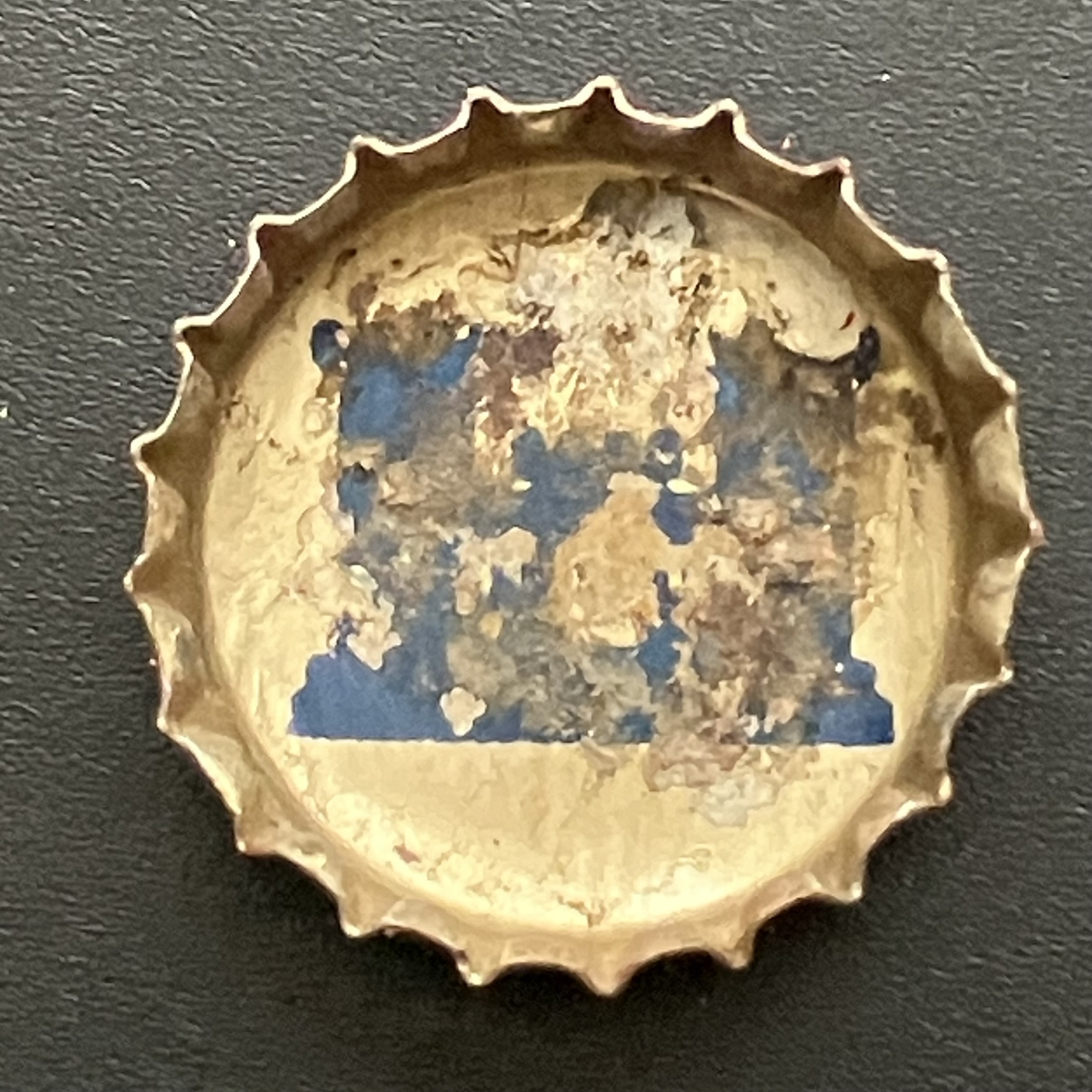 crown-cap liner of US Army insignia for Engineers